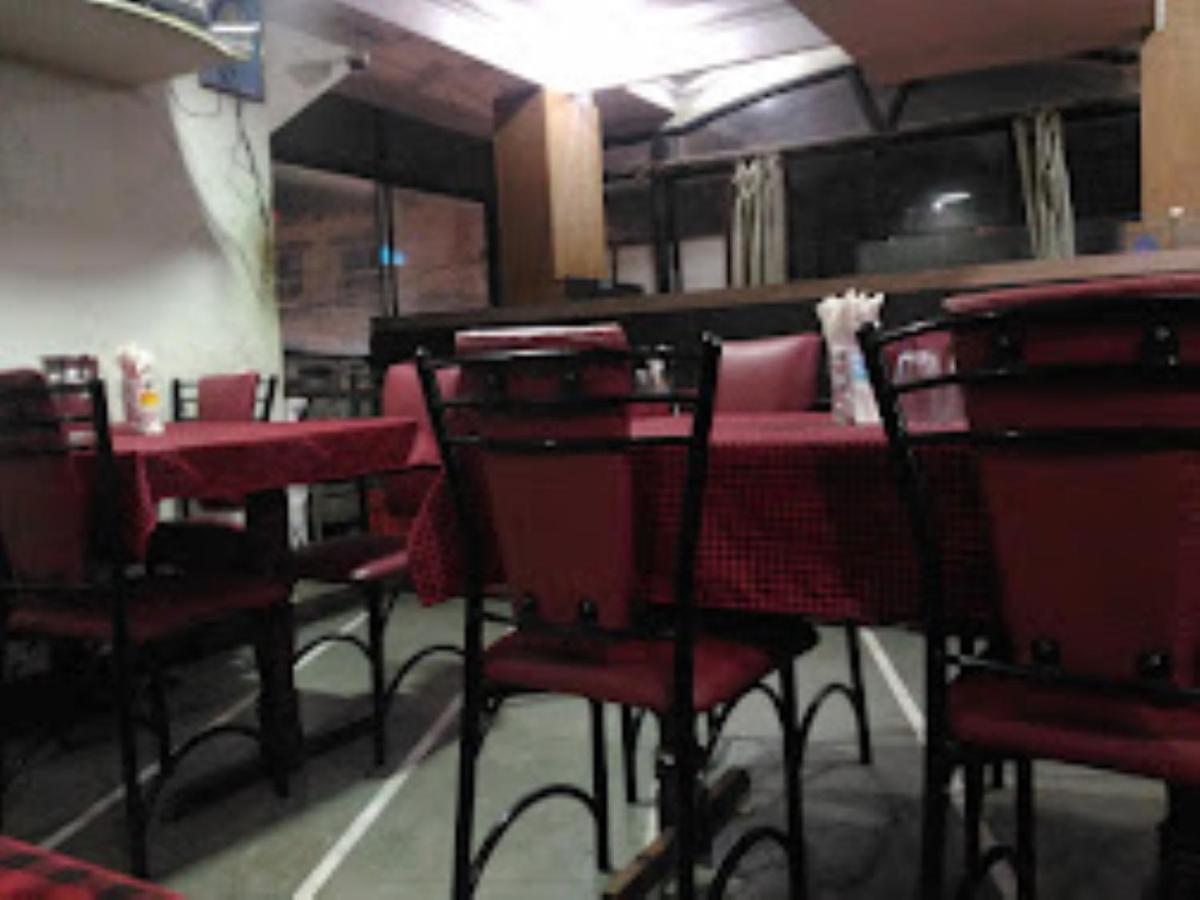 Hotel Vaibhav,Akola Buitenkant foto